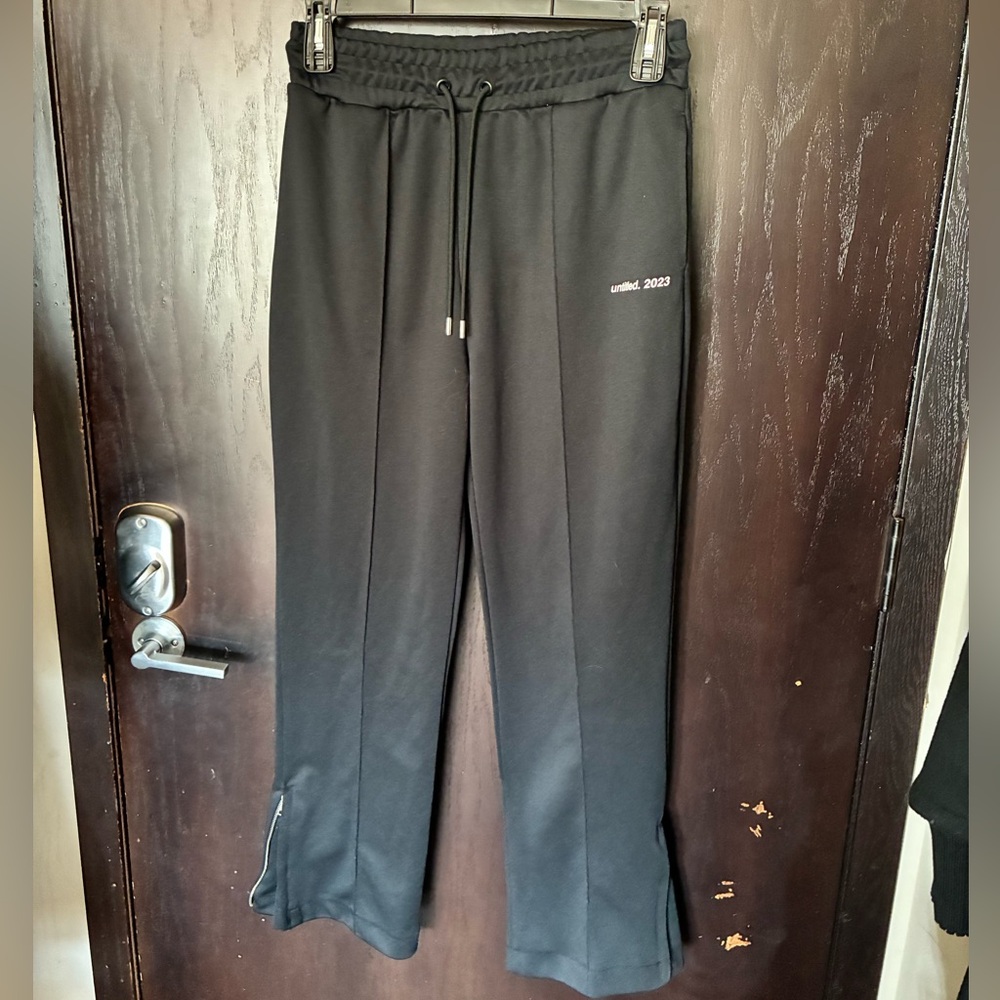 Zara Men's Black Joggers with Drawstring